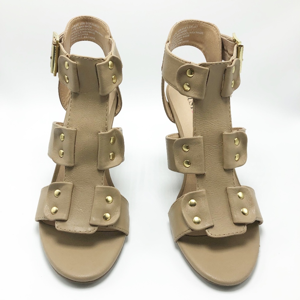 JustFab Tammie Wedge Gladiator T Strap (SH44) - Picture 5 of 6